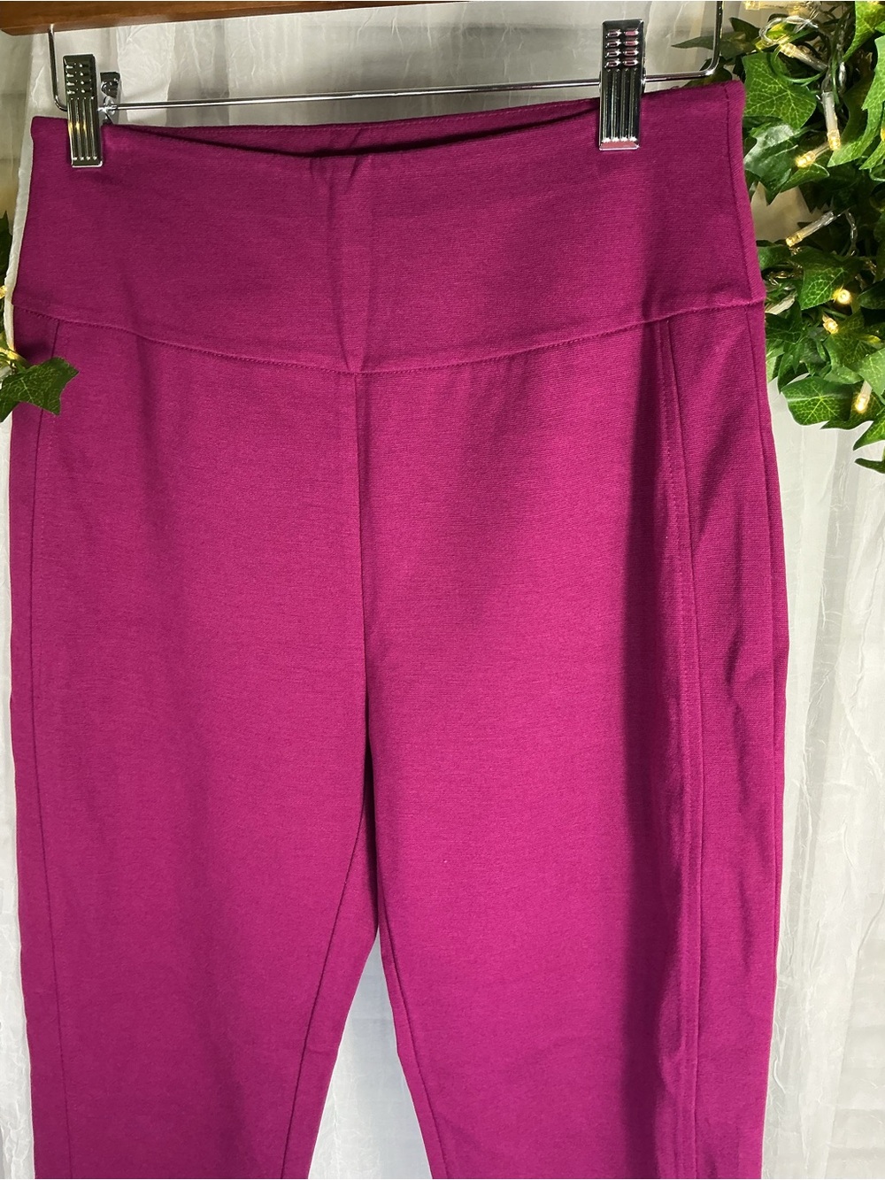 Dear Scarlett Skinny High-Waist Pant Wine - Picture 3 of 4